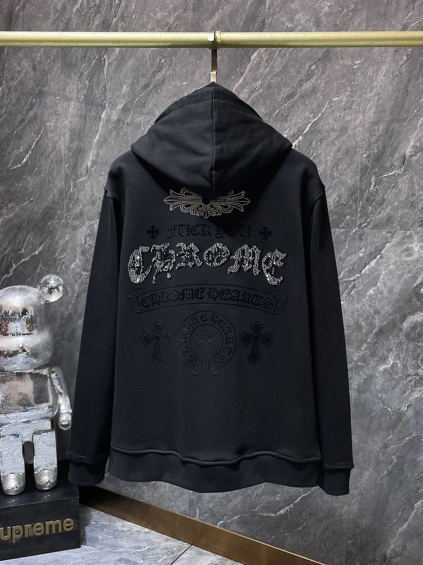 P270 Chrome Hearts Autumn and Winter 2025 counter synchronization❤️ Heavy-duty horseshoe Sanskrit letter hooded sweatshirt, hot diamond ➕ silicone ➕ flocking, improved customized version 1:1 high-gram weight high-quality fabric Recommended color: white black code number: S, M, L, XL